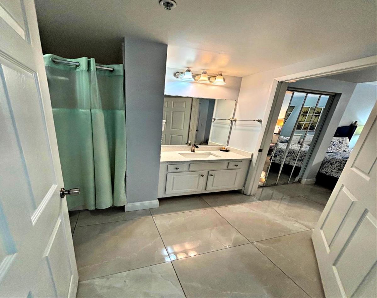Vacation In Comfort And Luxury -1Br Direct Oceanfront - Wyndham Ocean Walk Resort 1307-0 Daytona Beach Bagian luar foto